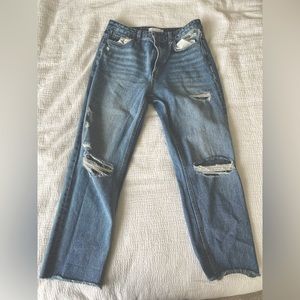 Vervet boyfriend/ mom jeans size 29